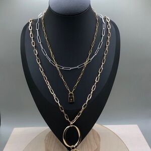 Curated bundle layered look 3 chain links necklaces.